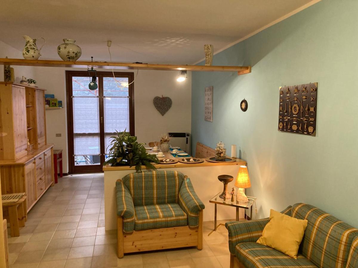 Lo Squero Apartment ลาโญ ภายนอก รูปภาพ