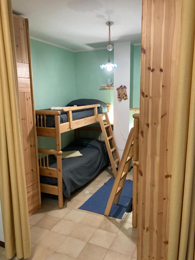Lo Squero Apartment ลาโญ ภายนอก รูปภาพ